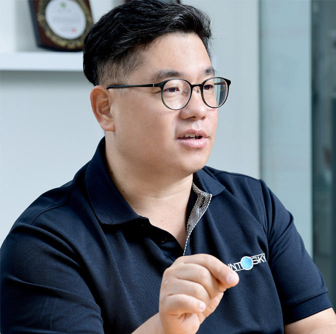 농업용 드론을 제조·양산하는 스타트업 ‘인투스카이’ thumbnail